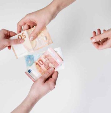 Quelle somme d’argent peut-on donner sans la déclarer aux impôts ? Quelle somme d’argent peut-on donner sans la déclarer aux impôts ?-EFTouch